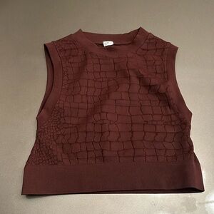 Ladies FABLECTICS CROPPED TOP
